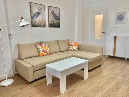 Living room of Flat to rent in Tomares  with Air Conditioner, Storage room and Furnished