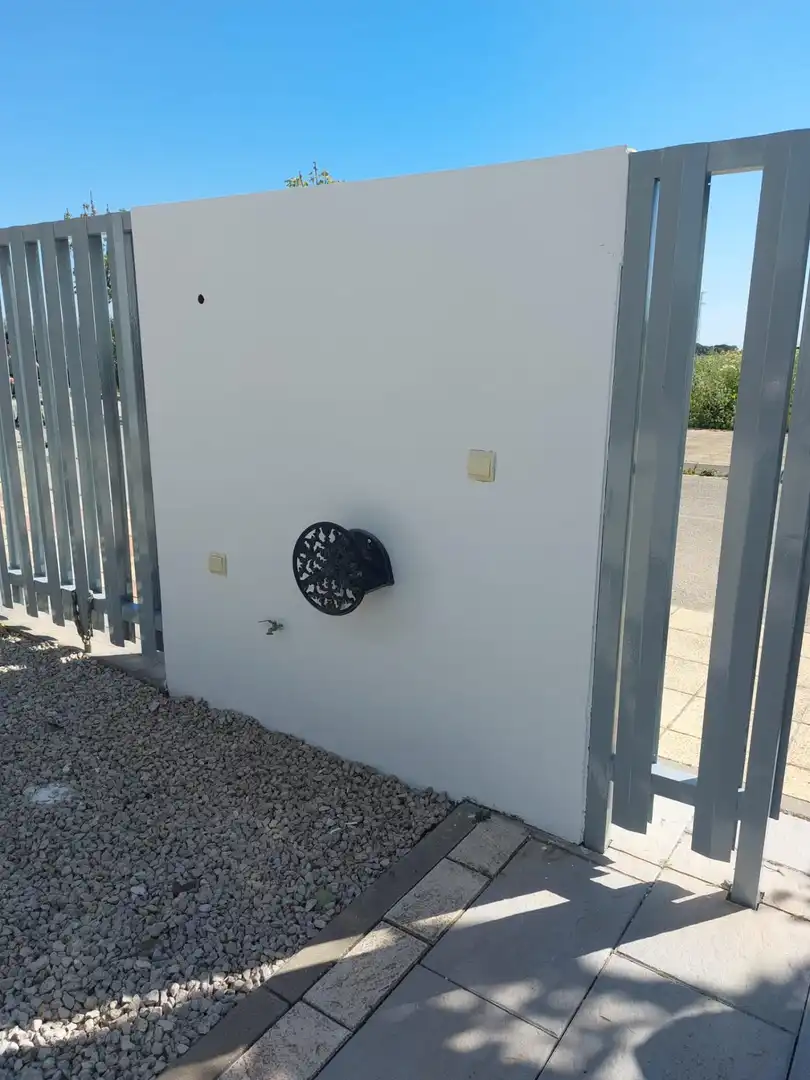 Vista exterior de Casa adosada en venta en Rozas de Puerto Real con Parquet