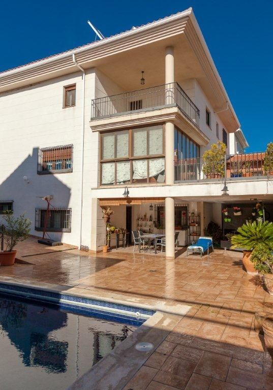 Terrace of House or chalet for sale in Úbeda