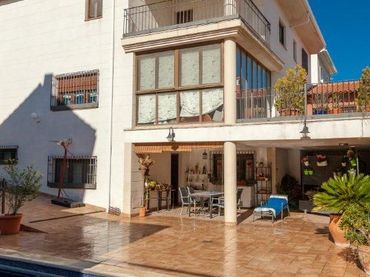Haus zum Verkauf in Úbeda
