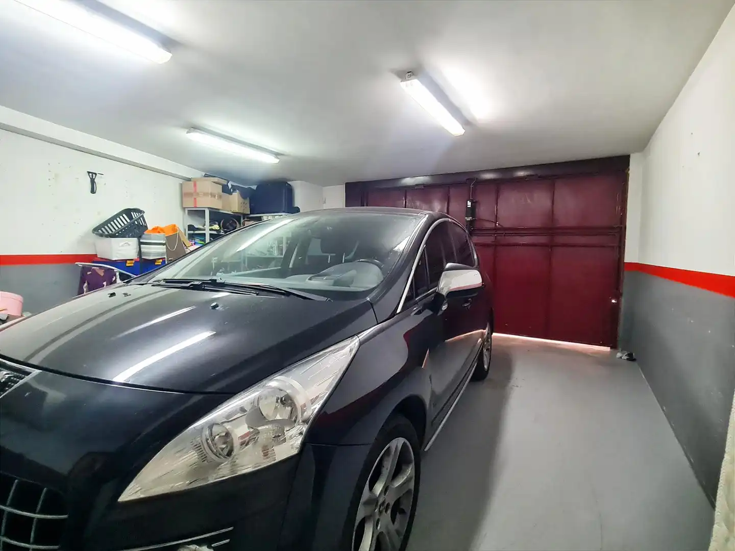 Parking de Casa adosada en venta en Lliçà de Vall con Aire acondicionado, Calefacción y Jardín privado