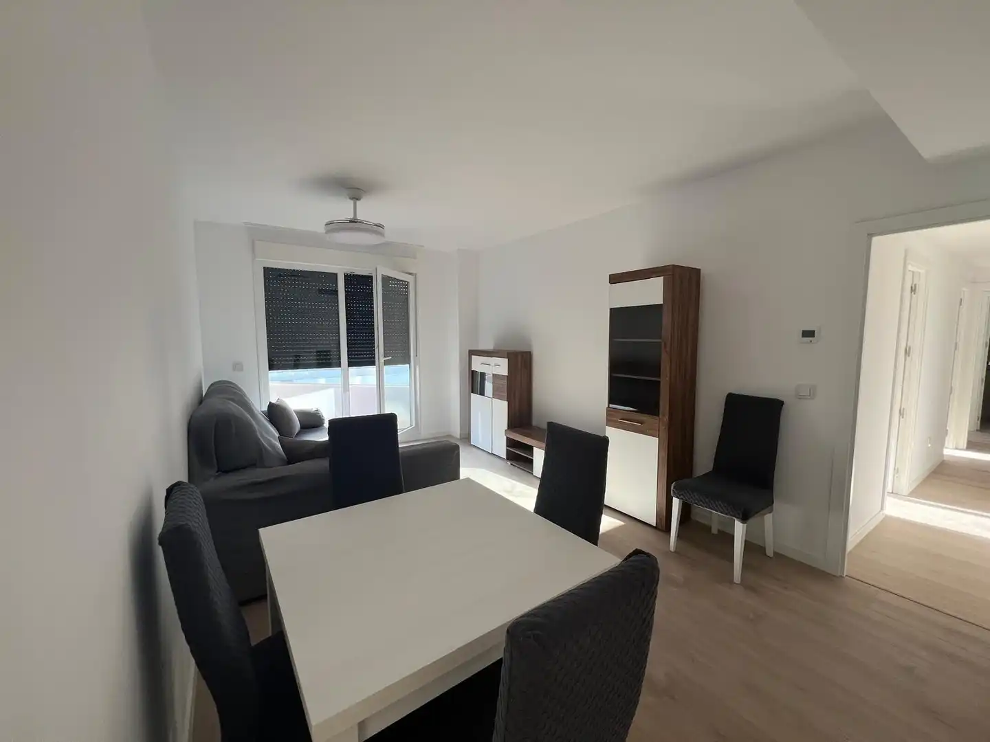 Living room of Flat for rent in Dos Hermanas  with Air Conditioner, Heating and Private garden