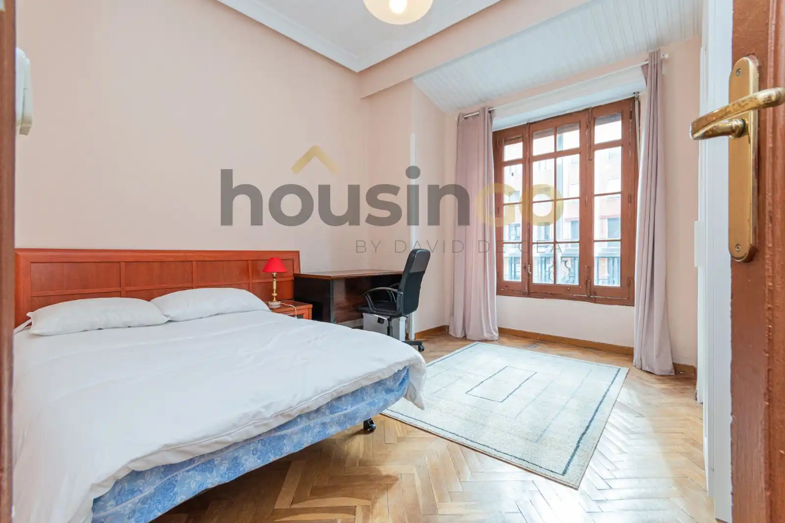 Bedroom of Flat for rent in Madrid  with Heating, Parquet flooring and Furnished