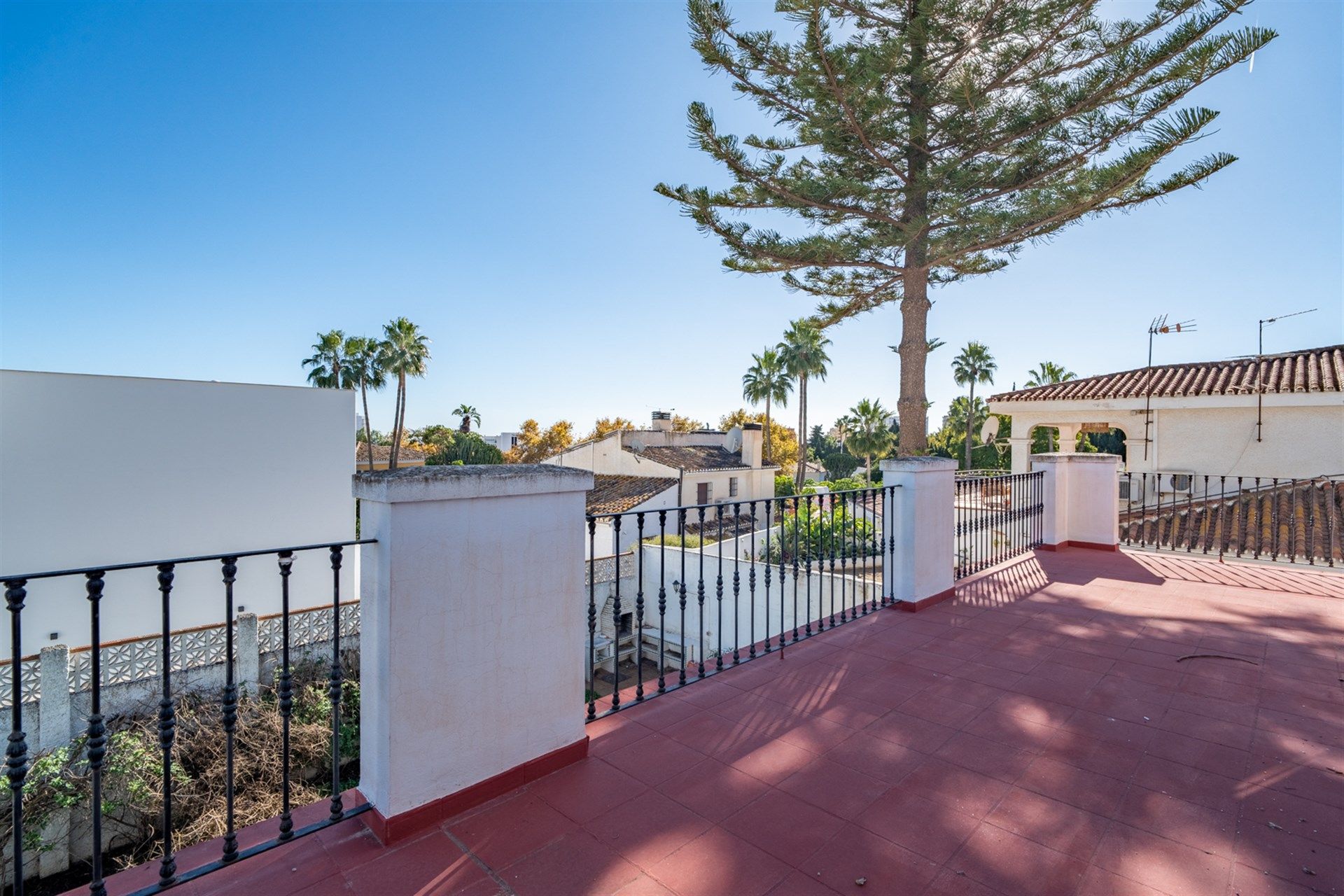 Vista exterior de Casa o chalet en venta en Benalmádena
