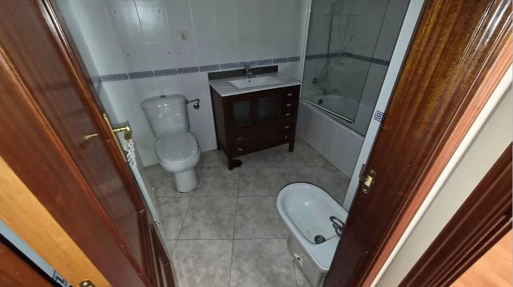Bathroom of Flat for sale in Cistérniga