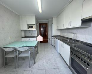 Kitchen of Flat to rent in Vigo   with Heating, Terrace and Balcony