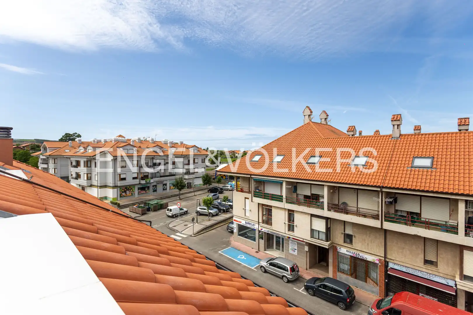 Außenansicht von Maisonette zum Verkauf in Bareyo mit Heizung, Terrasse und Schwimmbad