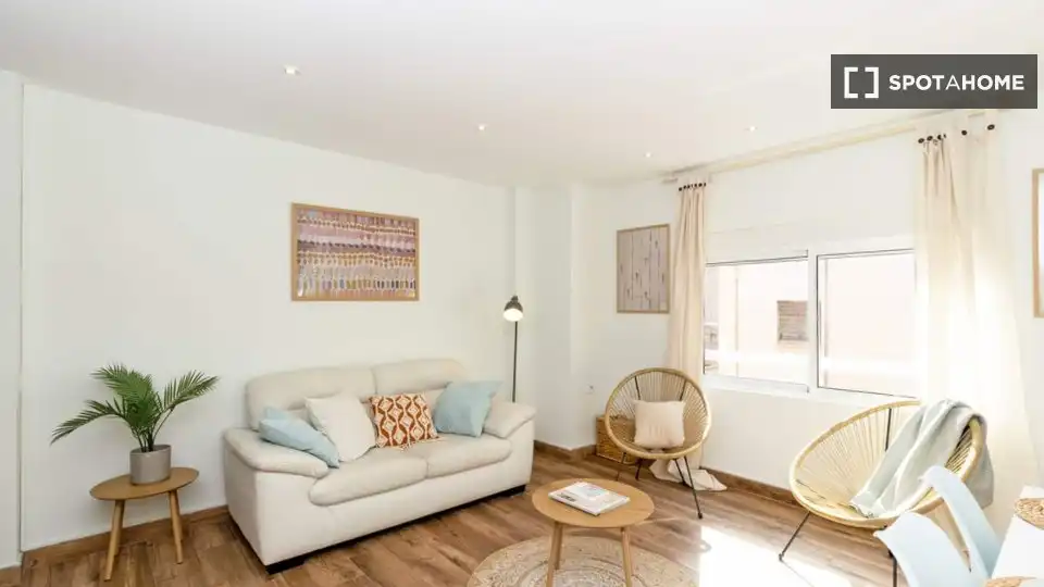 Fotografía del inmueble reportado: 2.110 €/mes — Nou Moles, Valencia