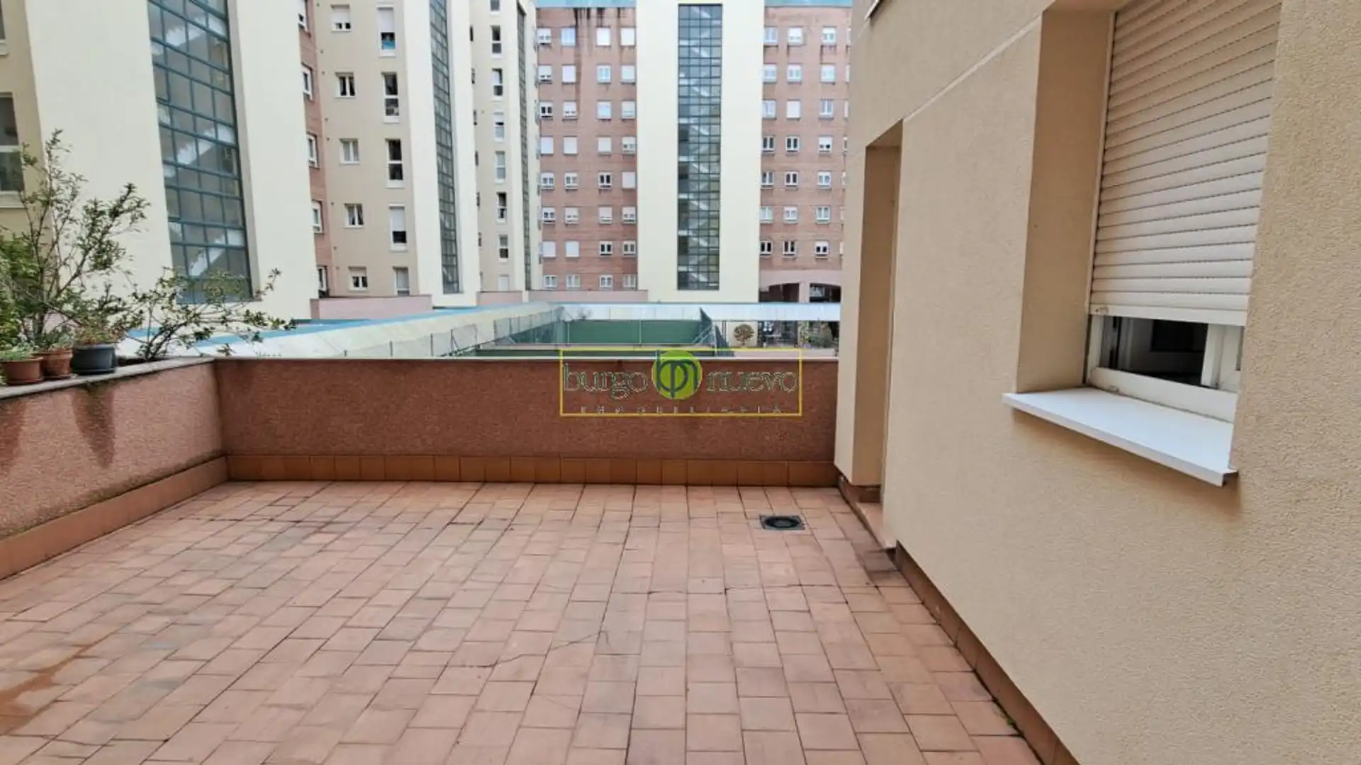 Terraza de Piso en venta en León Capital  con Calefacción, Parquet y Terraza
