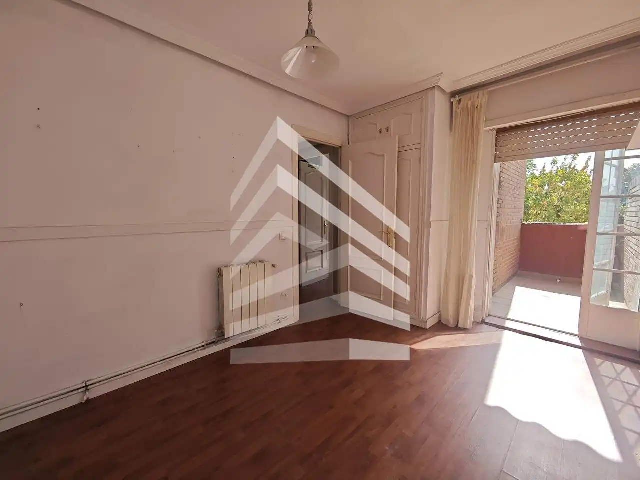 Sala de estar de Piso en venta en Las Rozas de Madrid con Calefacción, Jardín privado y Terraza