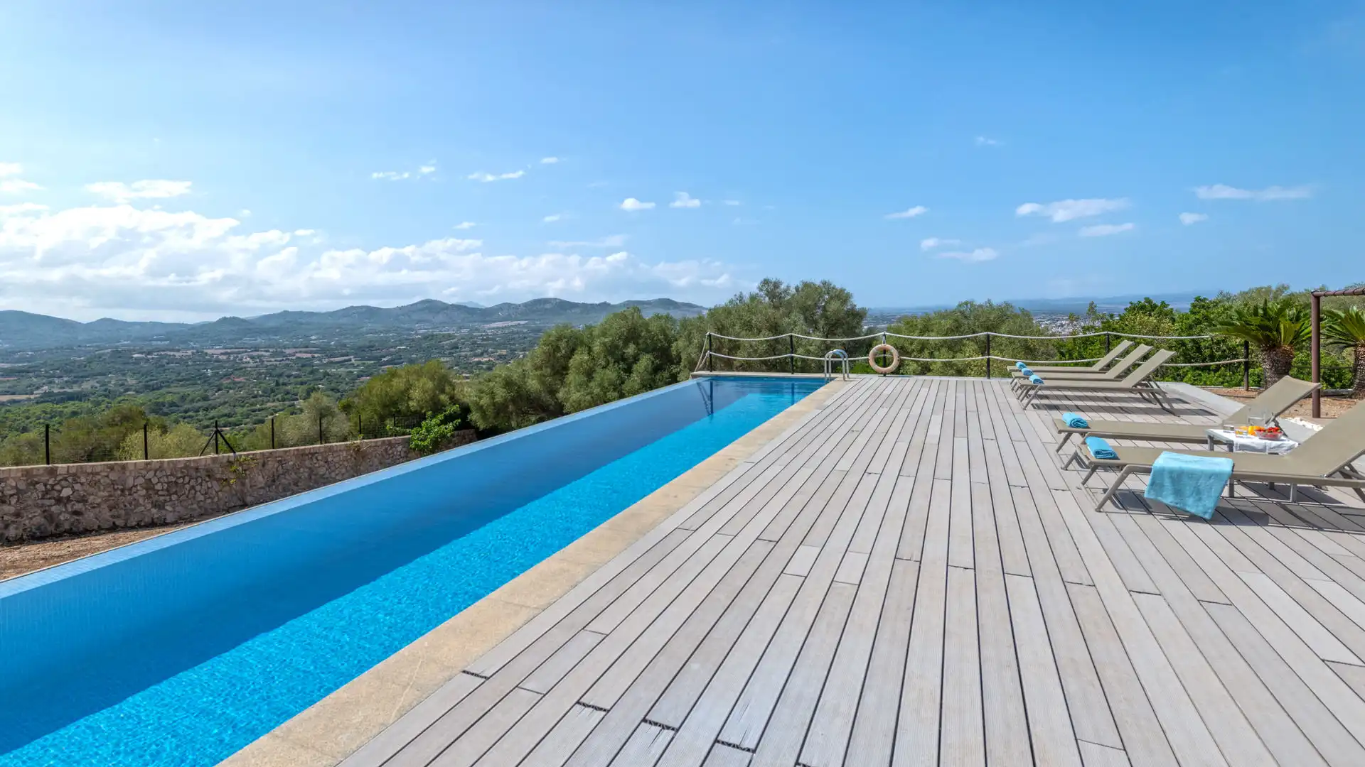Schwimmbecken von Country house zum Verkauf in Manacor mit Klimaanlage, Heizung und Terrasse