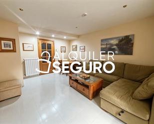 Sala d'estar de Casa o xalet de lloguer en  Madrid Capital amb Aire condicionat