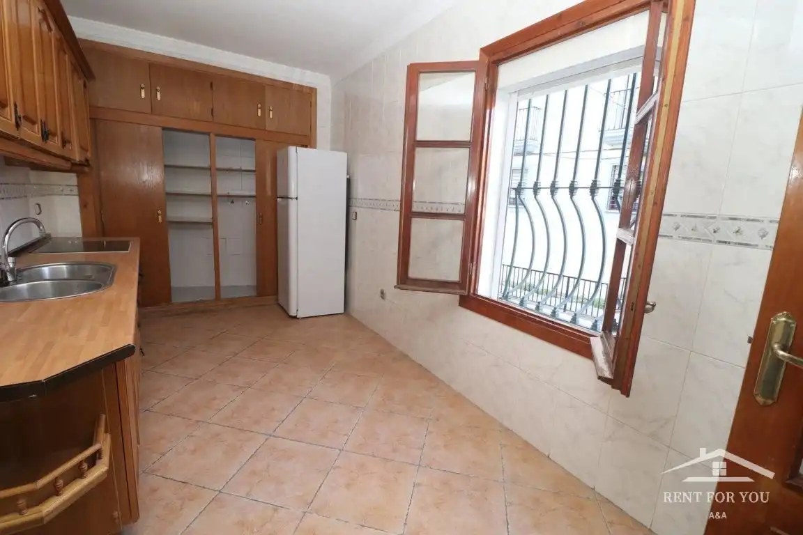 Küche von Maisonette zur Miete in Coín mit Klimaanlage und Balkon