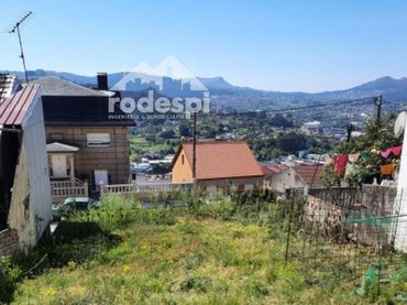 Terreno residenziale in vendita a Brea-Lavadores