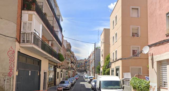 Piso en Venta en Perales en Los Cármenes