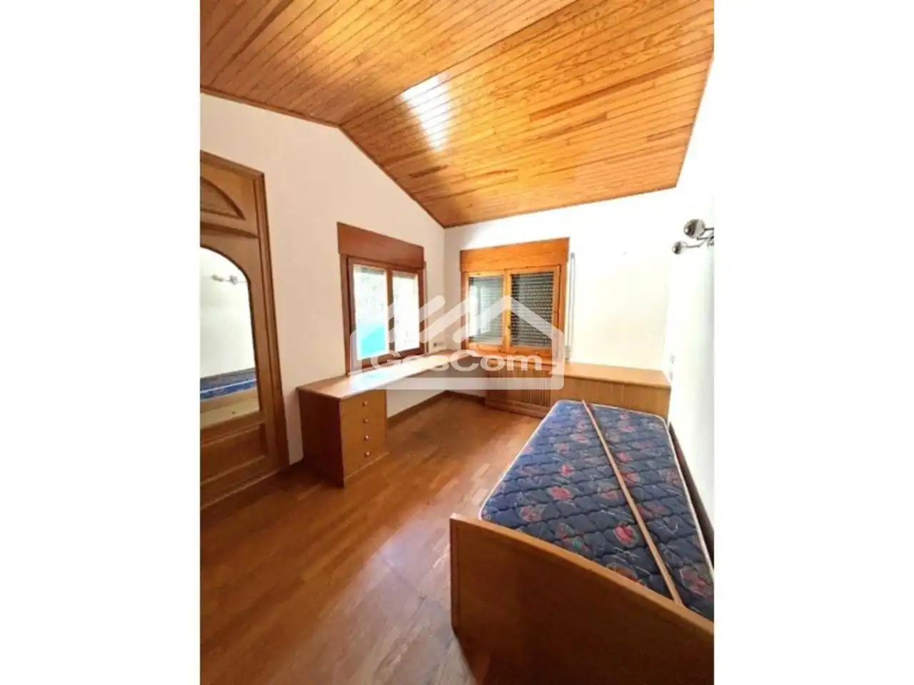 Habitación de Casa adosada en venta en Escaldes – Engordany con Calefacción y Jardín privado