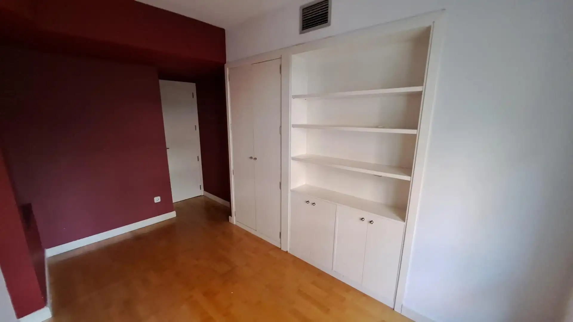 Habitación de Piso en venta en Valencia con Aire acondicionado, Calefacción y Jardín privado