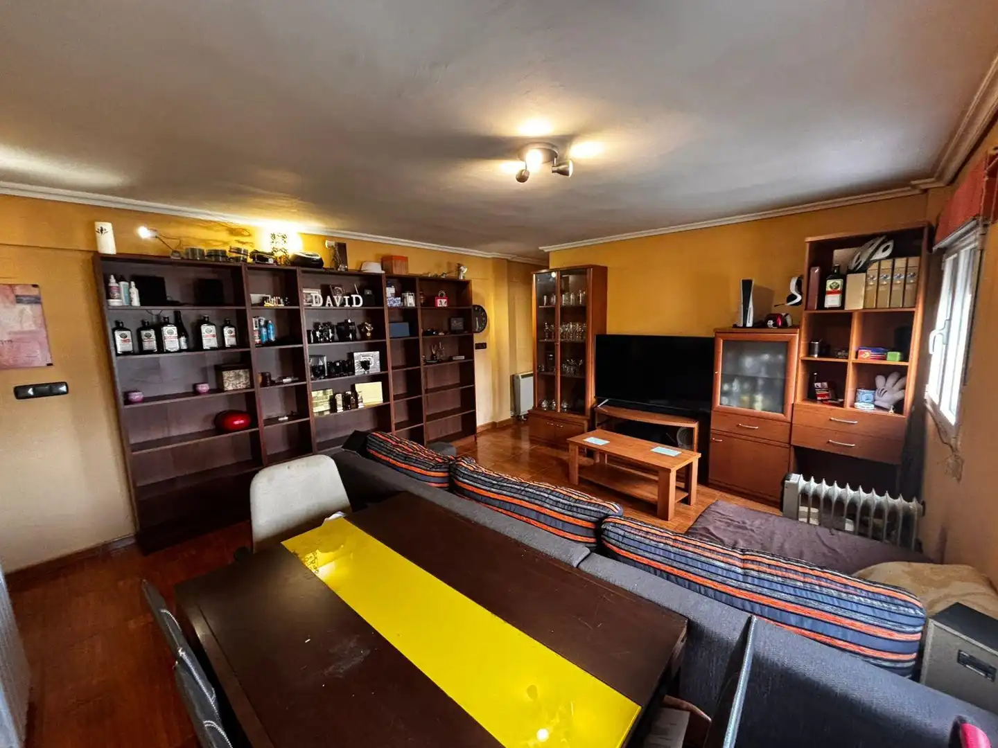 Sala d'estar de Pis en venda en Avilés amb Terrassa i Moblat