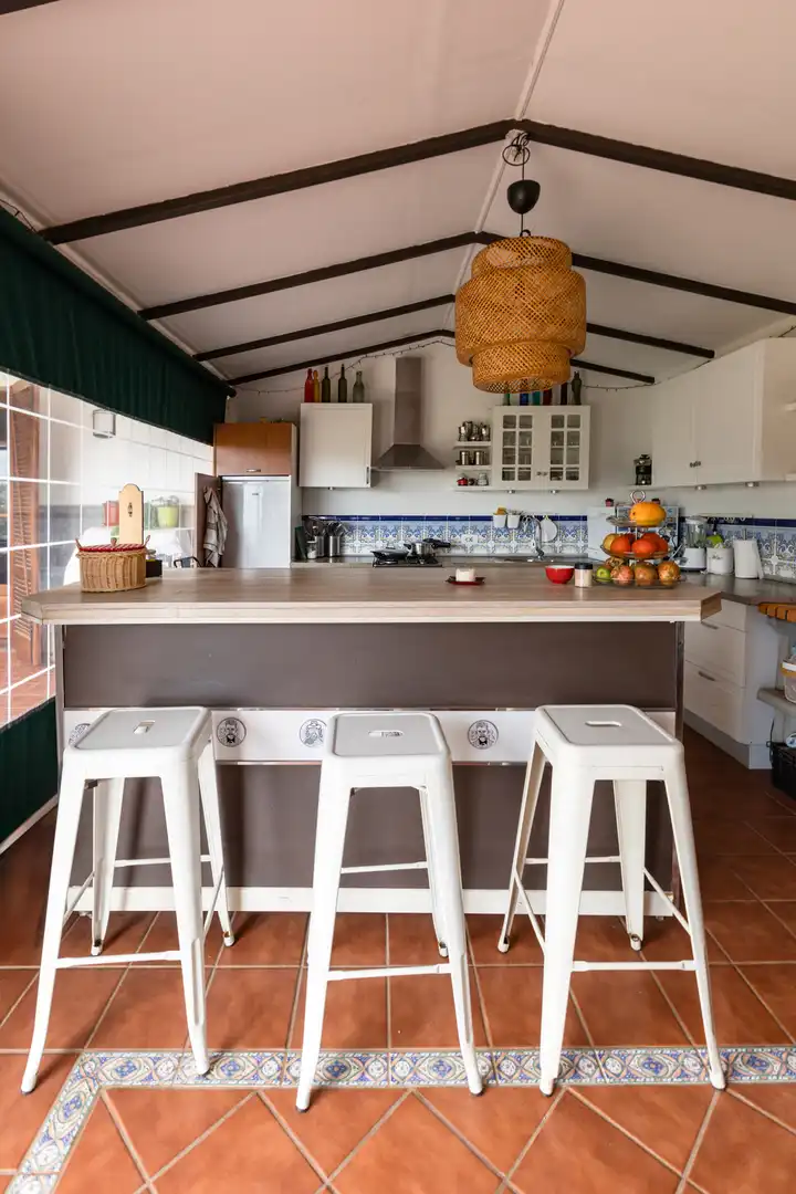 Cuina de Casa o xalet en venda en Candelaria amb Aire condicionat, Jardí privat i Terrassa