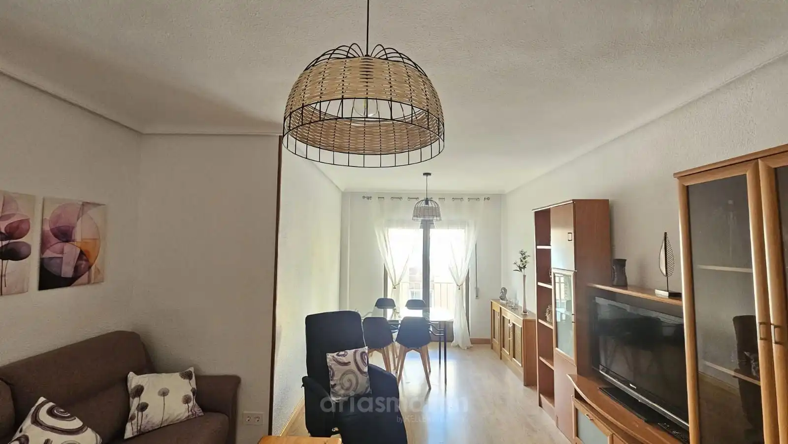 Living room of Flat for rent in Salamanca  with Heating, Terrace and Furnished