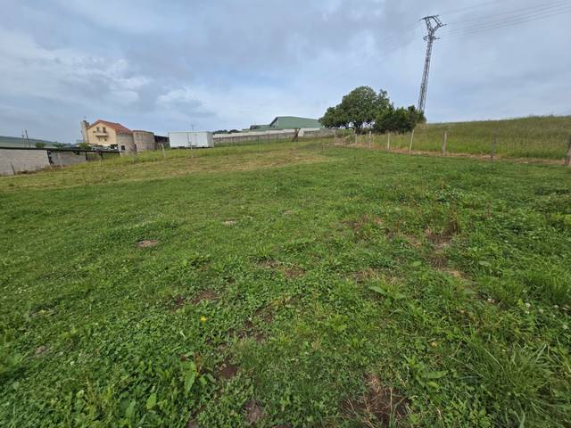 Terreno residencial en Venta en Calle Camino Real, 984 en Bareyo pueblo