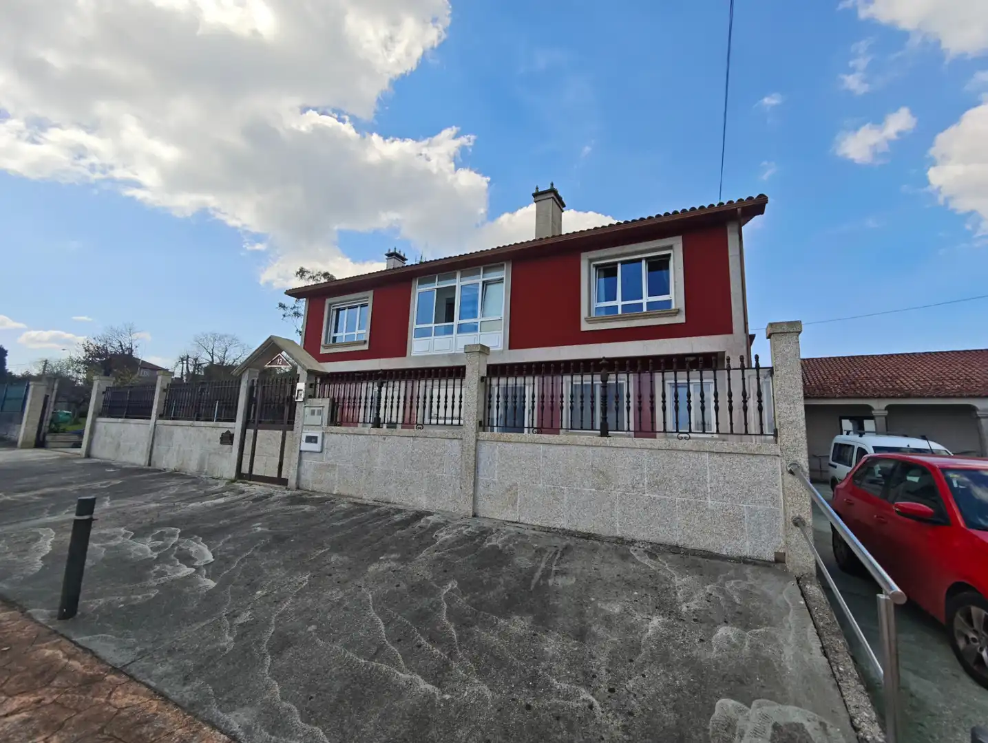 Vista exterior de Casa o xalet en venda en Tordoia amb Calefacció, Jardí privat i Traster