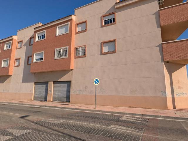 Local comercial en Alquiler en Calle Agustín Gómez Arcos, 10 en Costacabana - Loma Cabrera