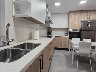 Piso con balcón en venta en Calle mariano luiña