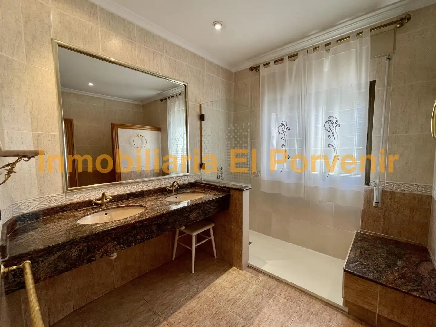Baño de Casa o chalet en venta en Torrent con Aire acondicionado, Jardín privado y Terraza