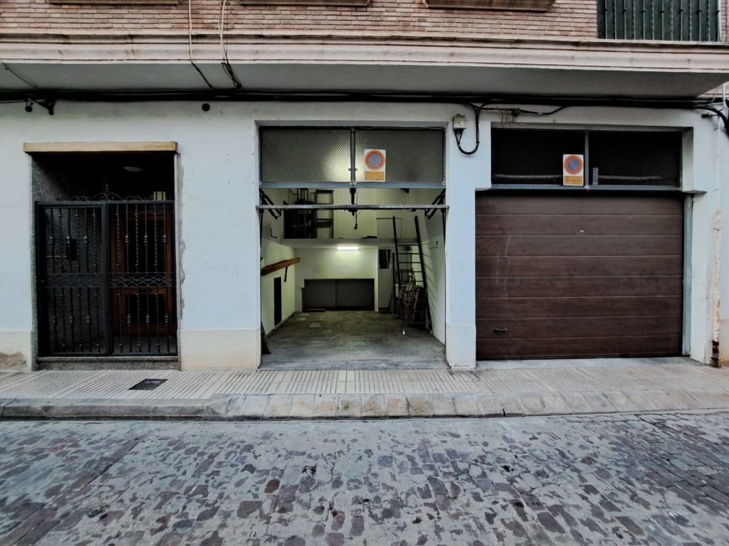 Vista exterior de Local en venda en Alzira