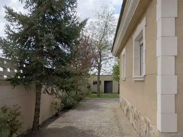 Vista exterior de Casa o xalet en venda en Autilla del Pino amb Jardí privat, Traster i Balcó