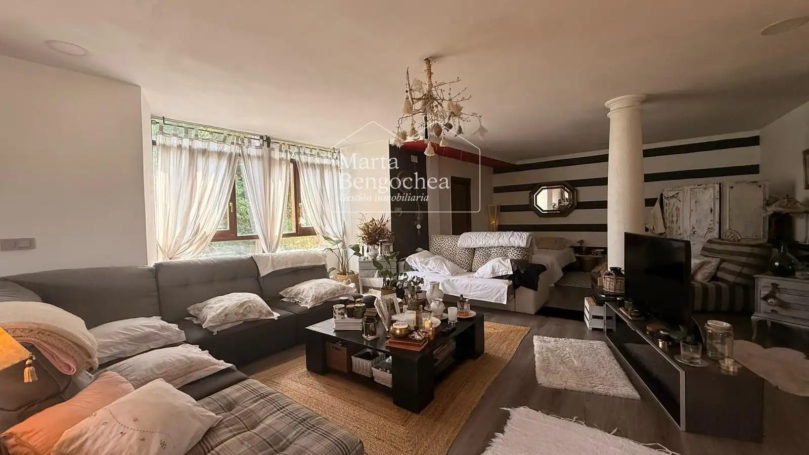 Living room of Houses for sale in Condado de Treviño  with Heating, Terrace and Furnished