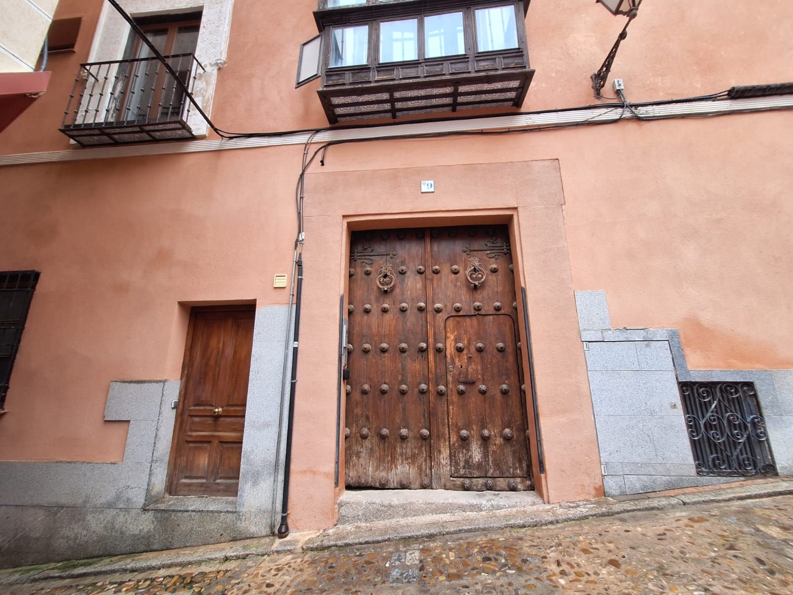 Vista exterior de Oficina en venda en  Toledo Capital