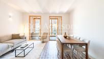 Living room of Flat for sale in  Barcelona Capital  with Air Conditioner, Terrace and Balcony