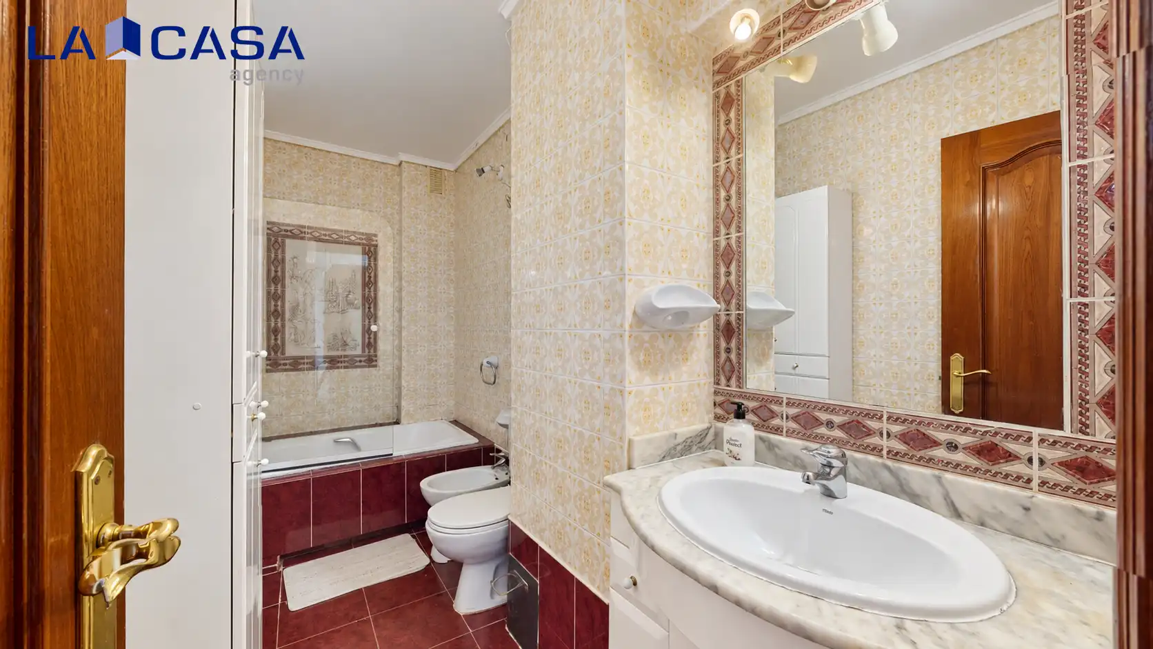 Baño de Piso en venta en Erandio con Calefacción y Balcón
