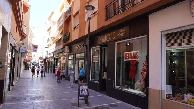 Local comercial en Alquiler en Motril  ciudad