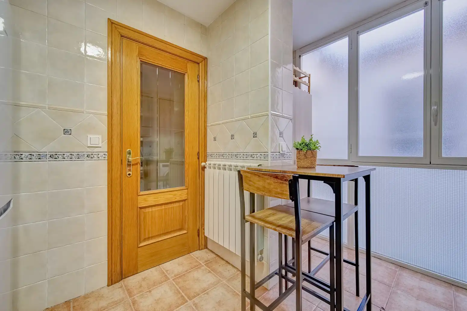 Küche von Wohnung zum Verkauf in  Pamplona / Iruña mit Heizung und Parkett