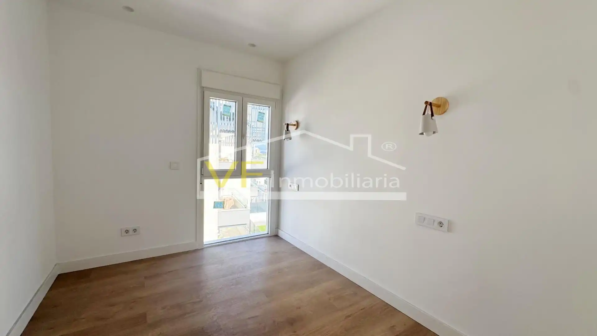 Dormitori de Dúplex en venda en Torremolinos amb Jardí privat, Terrassa i Traster