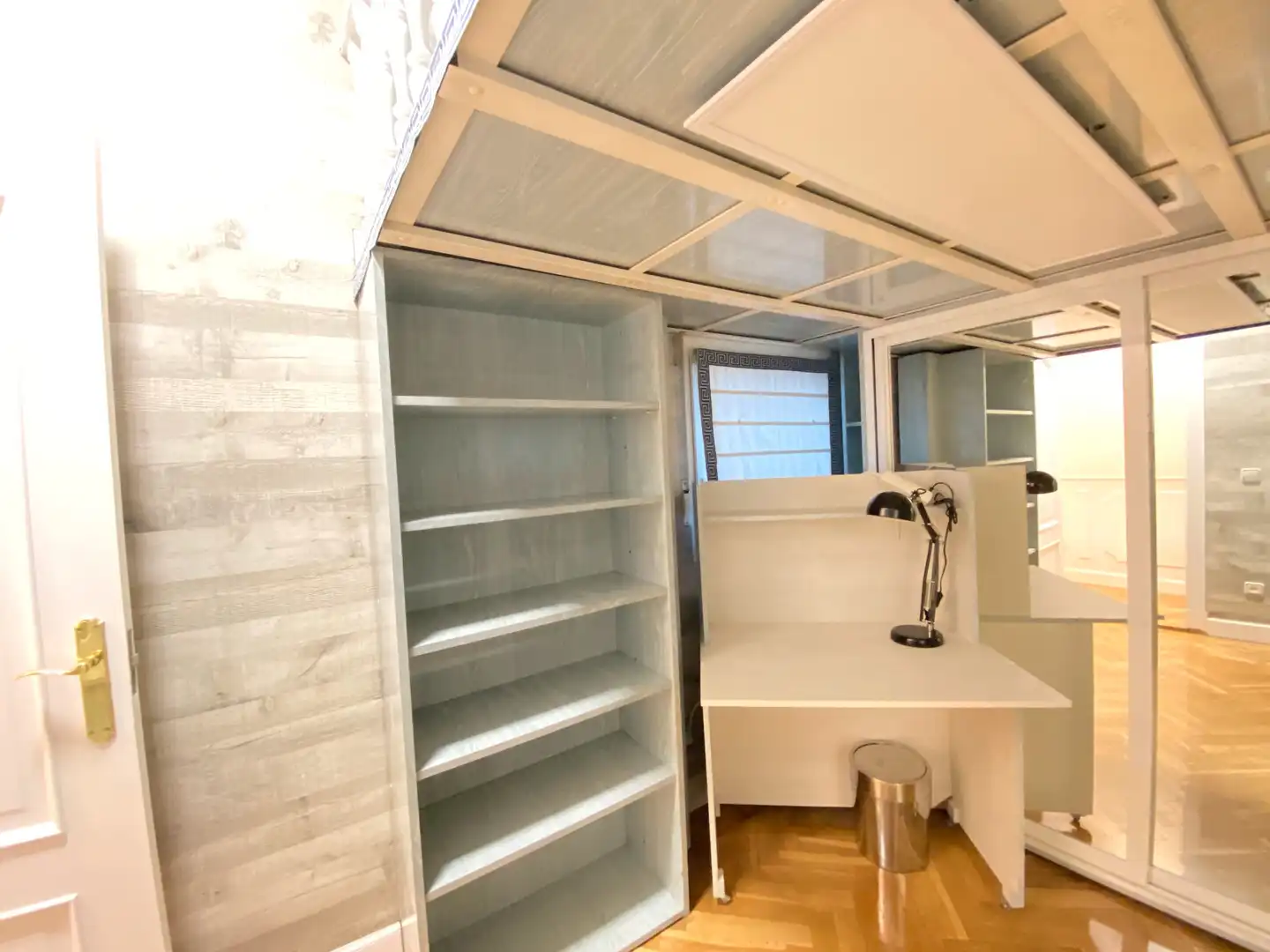 Flat for rent in Calle de Ilustración, Argüelles