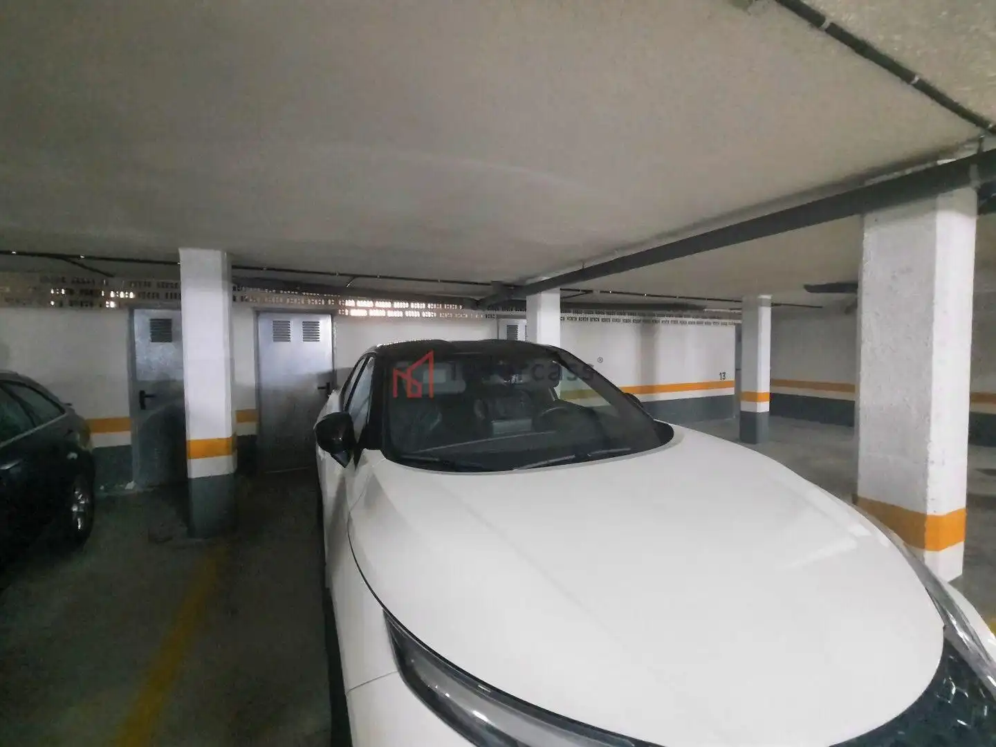 Parking de Piso en venta en Castro-Urdiales con Calefacción y Trastero