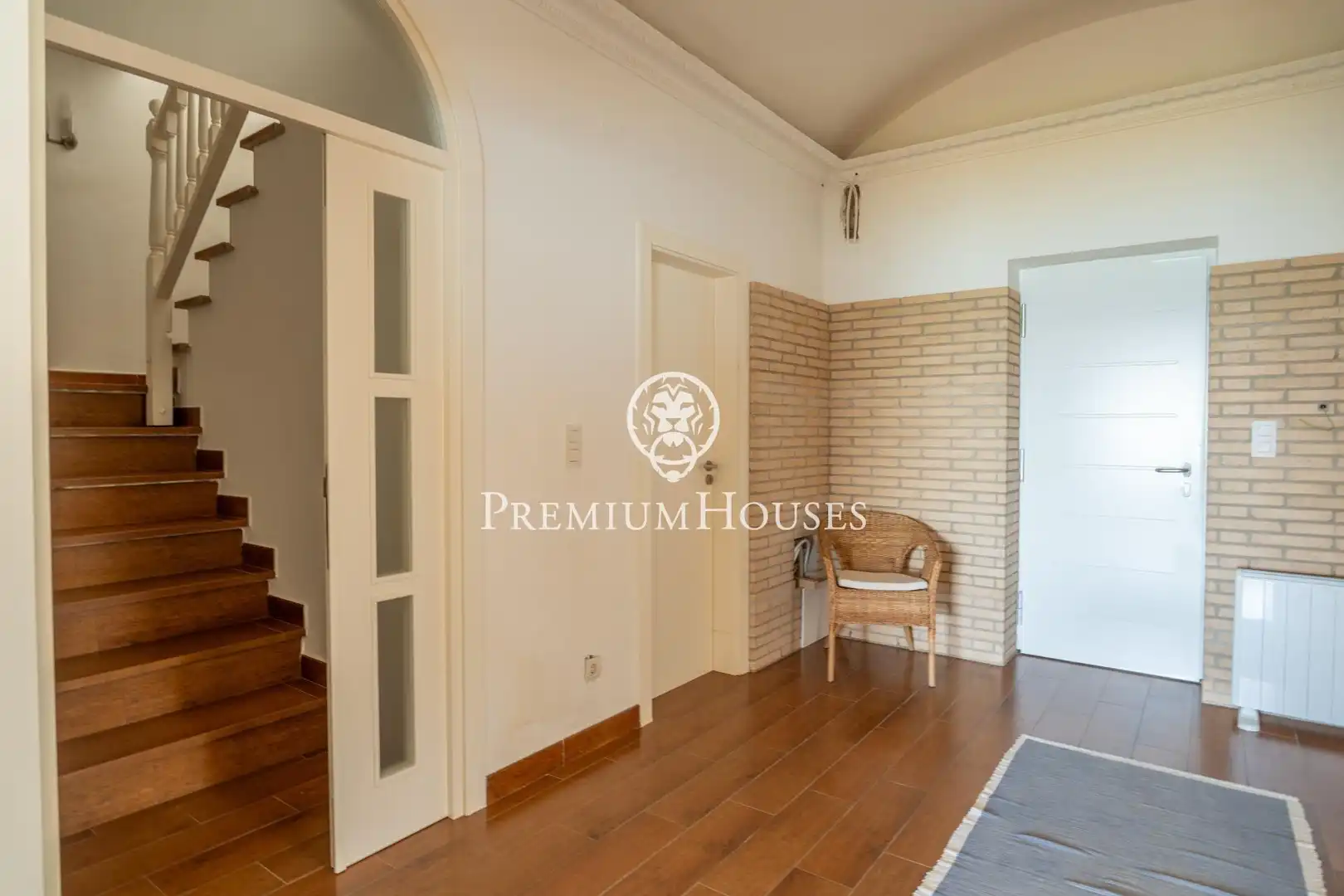 Houses for sale in Vilanova i la Geltrú  with Air Conditioner, Heating and Private garden
