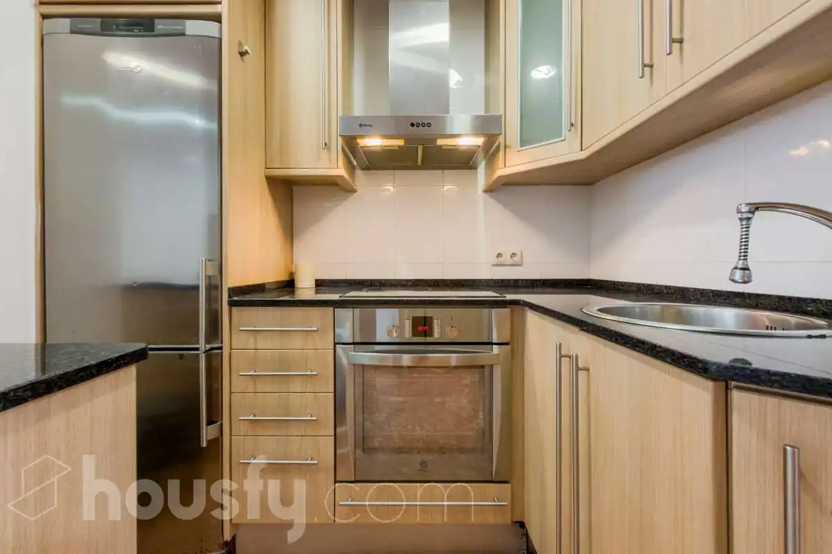 Kitchen of Houses for sale in Badalona  with Air Conditioner, Heating and Terrace