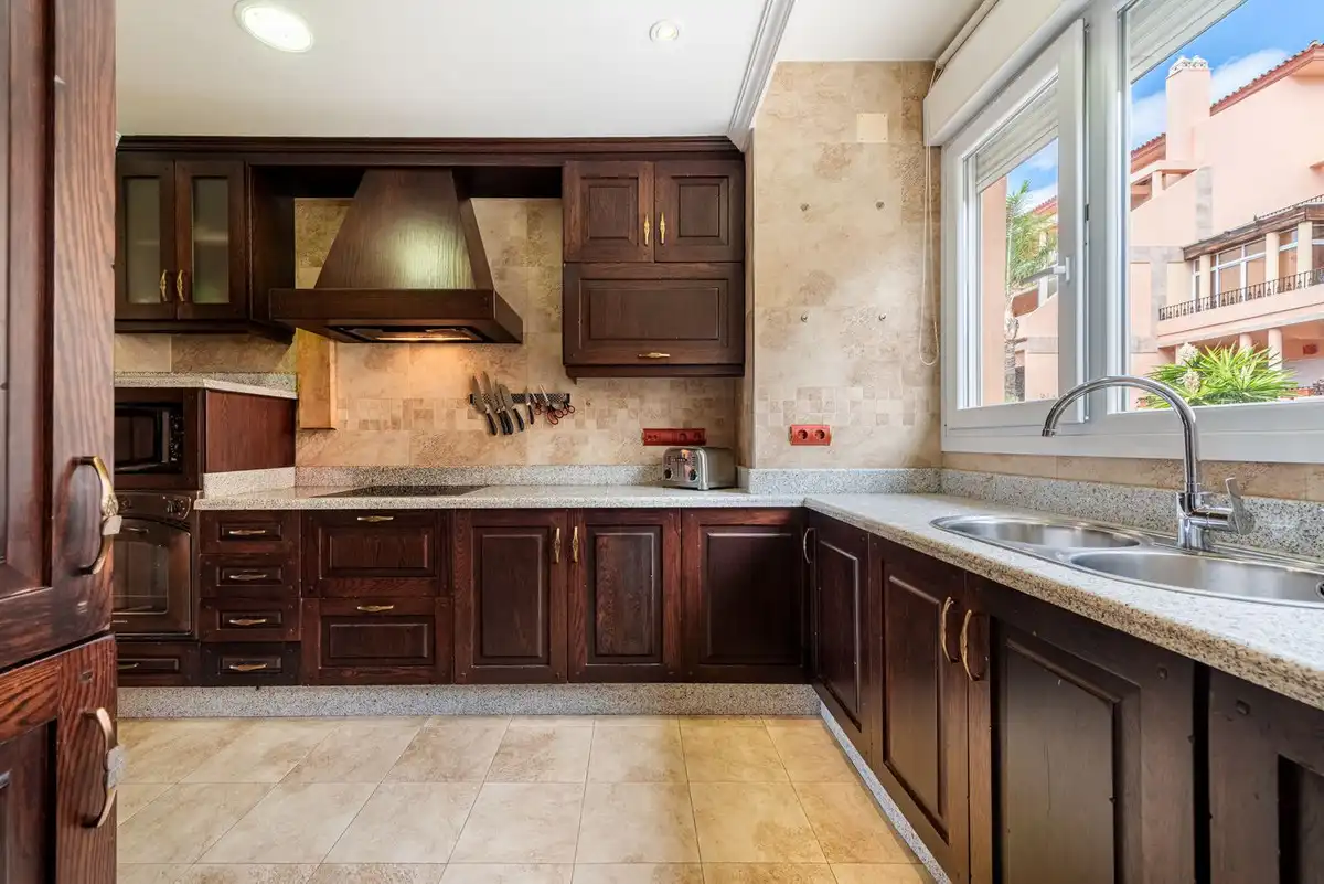 Maisonette mit Aufzug zum Verkauf in Nueva Andalucía, imagen 13