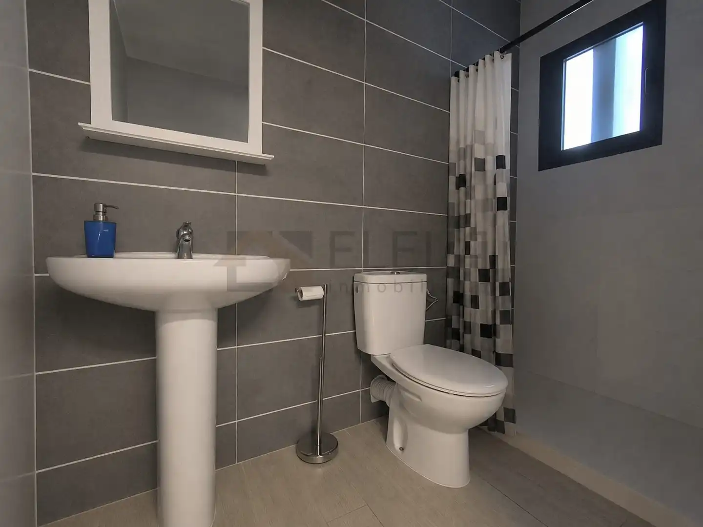 Baño de Finca rústica en venta en La Roda con Jardín privado