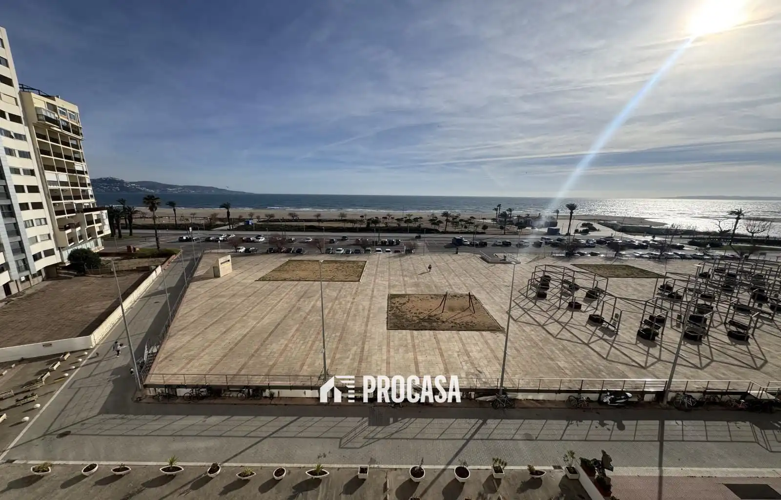 Vista exterior de Pis en venda en Empuriabrava amb Aire condicionat, Calefacció i Terrassa