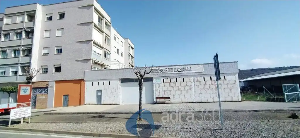 Local comercial de lloguer a Fuenmayor, imagen 4