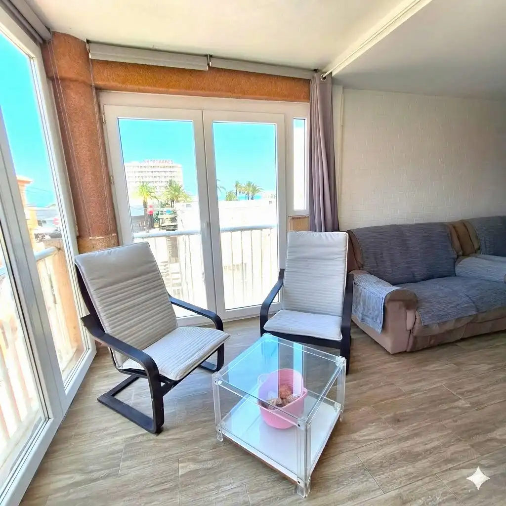 Terraza de Apartamento en venta en La Manga del Mar Menor con Aire acondicionado