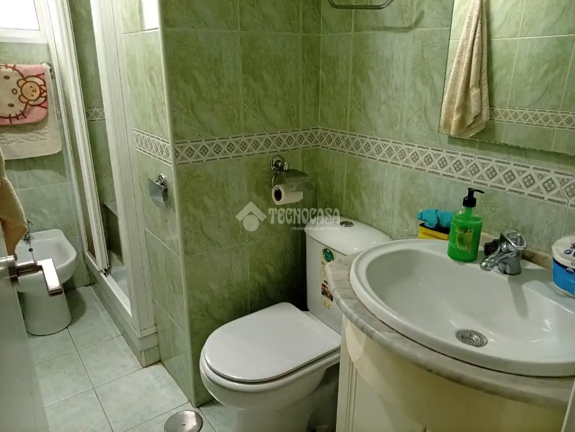 Bany de Pis en venda en Sevilla