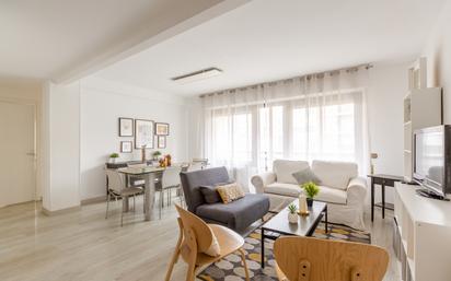 Living room of Flat for sale in  Pamplona / Iruña  with Heating, Parquet flooring and Terrace