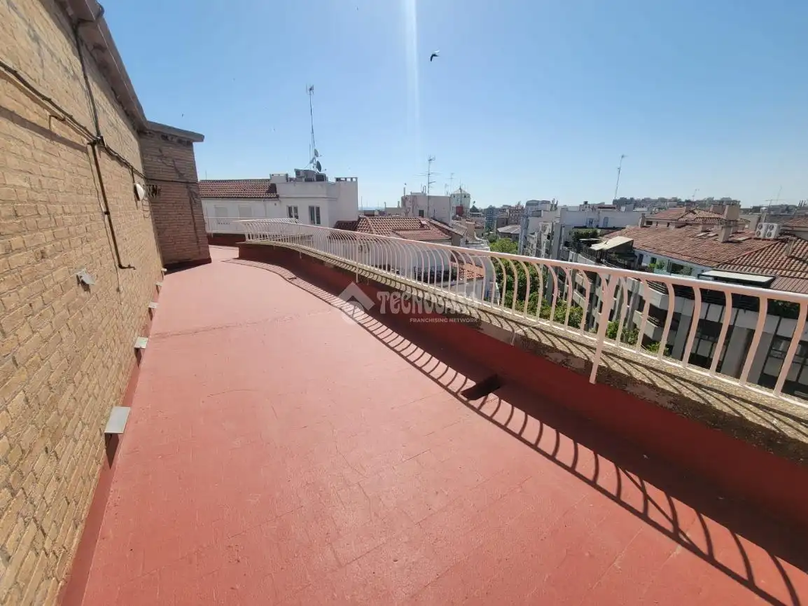 Terraza de Piso en venta en Zaragoza